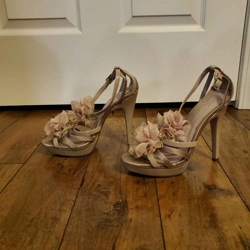 Heart in D shoes
